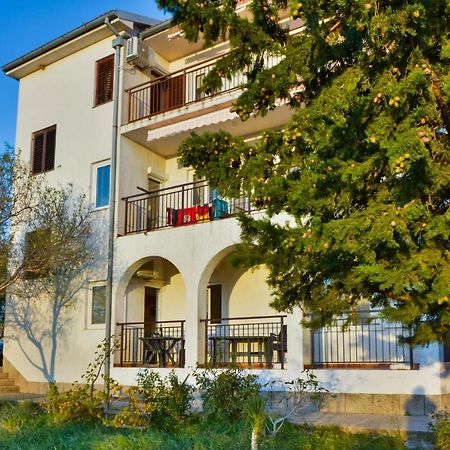 Apartments With A Parking Space Senj - 11520 Exterior photo