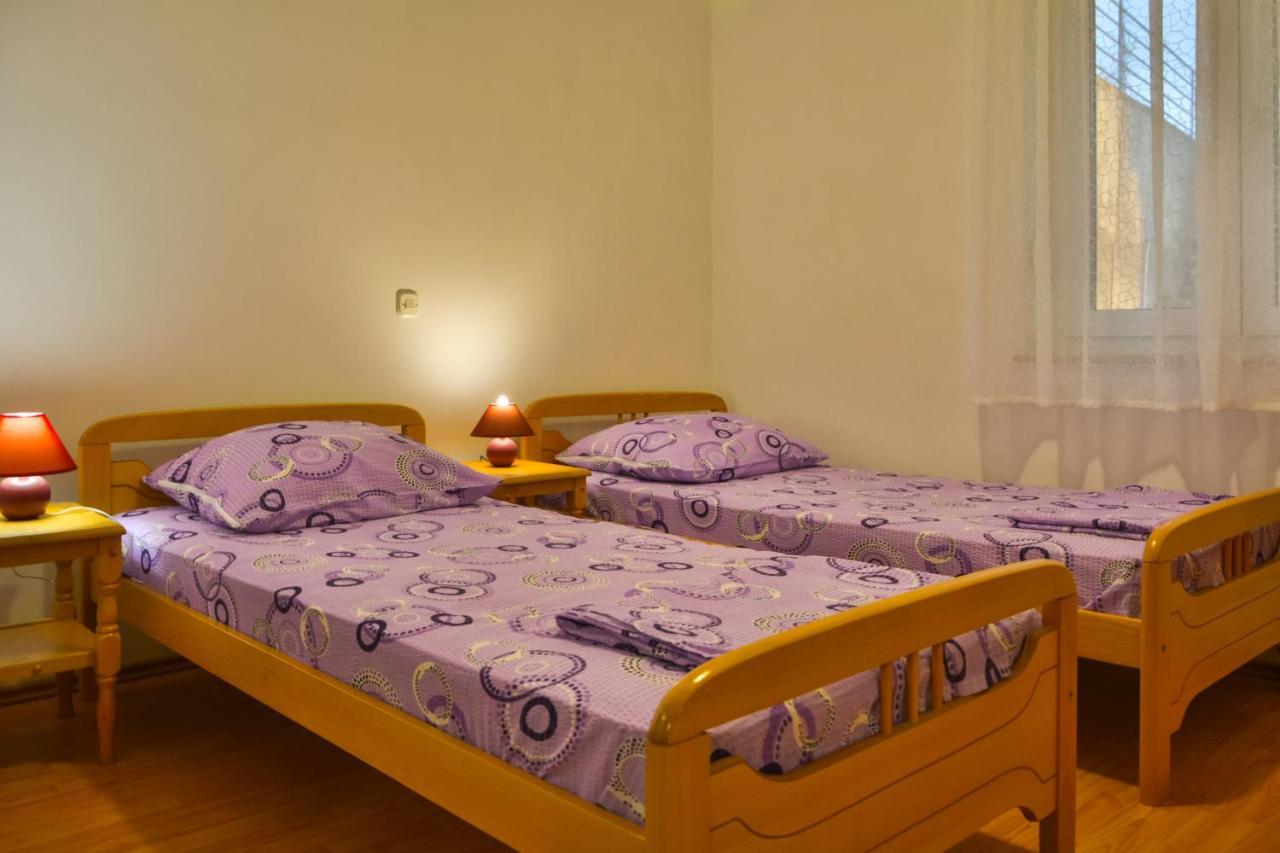 Apartments With A Parking Space Senj - 11520 Exterior photo